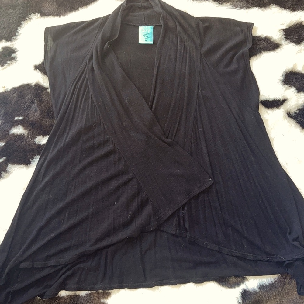 h.i.p medium short sleeve cardigan